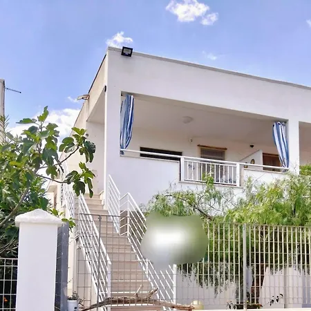 Brezza Marina דירה *